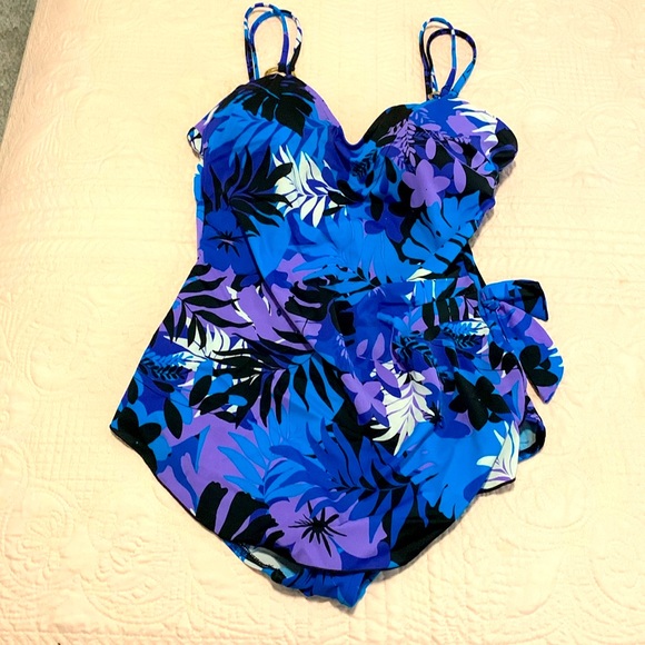 Maxine of Hollywood size 14 FLORAL slimming skirted swimsuit maillot dress EUC - Picture 2 of 10
